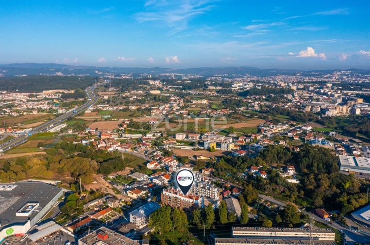 Apartamento T3 para Venda em Nogueira e Silva Escura Foto 48