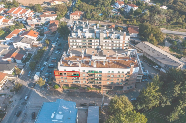 Apartamento T3 para Venda em Nogueira e Silva Escura Foto 2