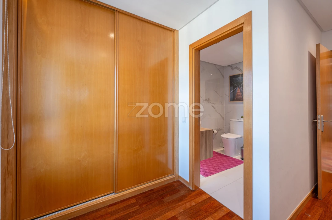 Apartamento T3 para Venda em Nogueira e Silva Escura Foto 35