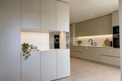 Apartamento T5 para Venda em Cedofeita, Santo Ildefonso, Sé, Miragaia, São Nicolau e Vitória