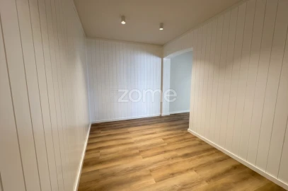 Apartamento T5 para Venda em Cedofeita, Santo Ildefonso, Sé, Miragaia, São Nicolau e Vitória