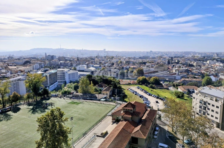 Apartamento T5 para Venda em Cedofeita, Santo Ildefonso, Sé, Miragaia, São Nicolau e Vitória Foto 27