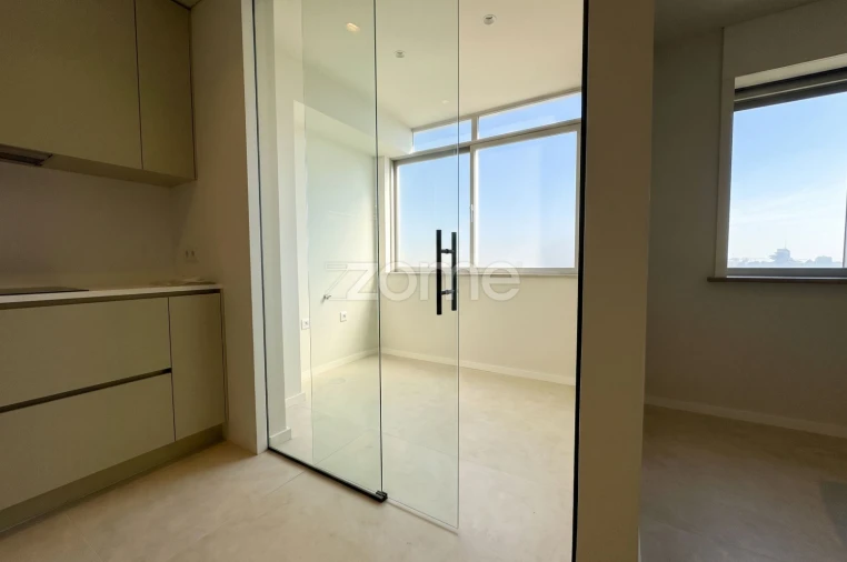 Apartamento T5 para Venda em Cedofeita, Santo Ildefonso, Sé, Miragaia, São Nicolau e Vitória Foto 10