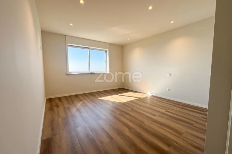 Apartamento T5 para Venda em Cedofeita, Santo Ildefonso, Sé, Miragaia, São Nicolau e Vitória Foto 22
