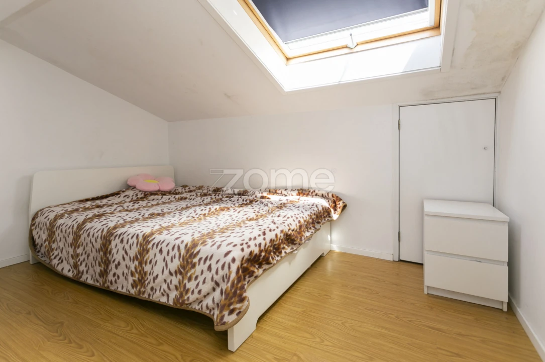 Apartamento T1 para Arrendamento em Mafamude e Vilar do Paraíso Foto 1