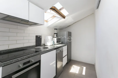 Apartamento T1 para Arrendamento em Mafamude e Vilar do Paraíso