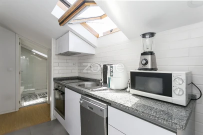 Apartamento T1 para Arrendamento em Mafamude e Vilar do Paraíso