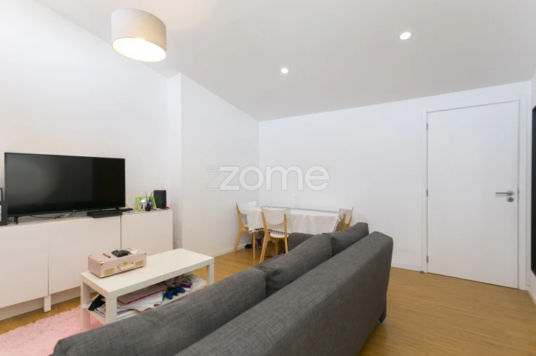 Apartamento T1 para Arrendamento em Mafamude e Vilar do Paraíso Foto 9