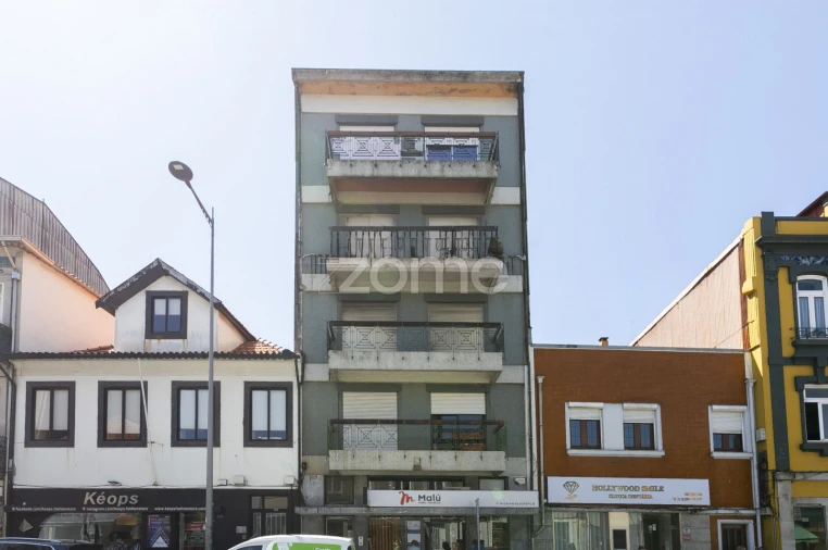 Apartamento T1 para Arrendamento em Mafamude e Vilar do Paraíso Foto 16