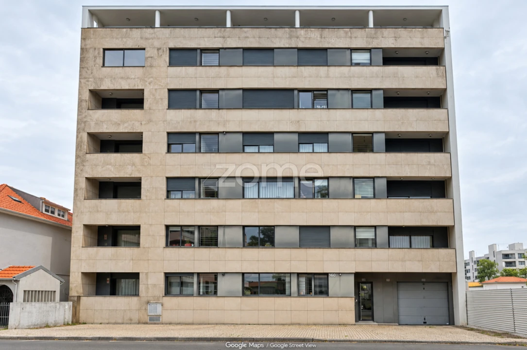 Apartamento T2 para Arrendamento em São Mamede de Infesta e Senhora da Hora Foto 1