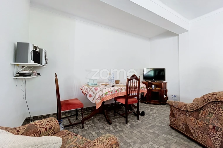 Moradia T6 para Venda em Abrunheira, Verride e Vila Nova da Barca Foto 9
