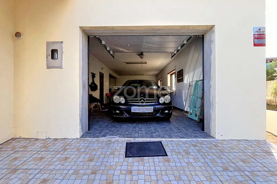 Moradia T6 para Venda em Abrunheira, Verride e Vila Nova da Barca Foto 4