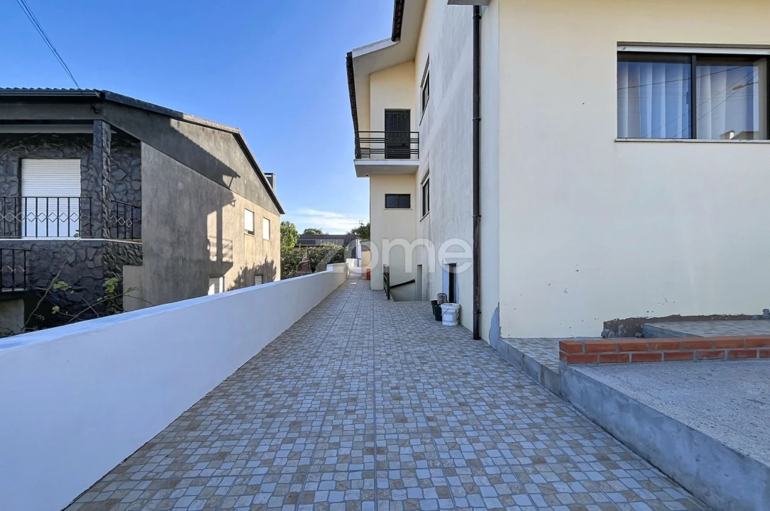 Moradia T6 para Venda em Abrunheira, Verride e Vila Nova da Barca Foto 4
