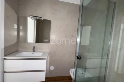 Apartamento T1 para Arrendamento em Eiras e São Paulo de Frades