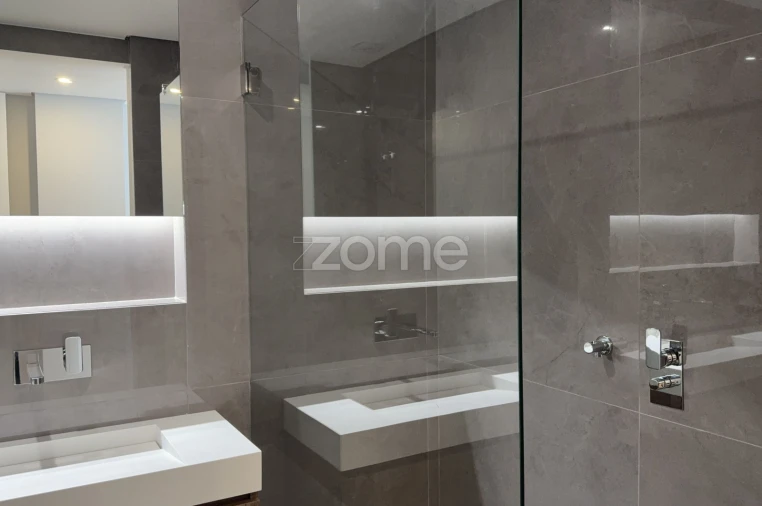 Apartamento T4 para Venda em Carcavelos e Parede Foto 12