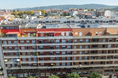 Apartamento T3 para Venda em Braga (Maximinos, Sé e Cividade)