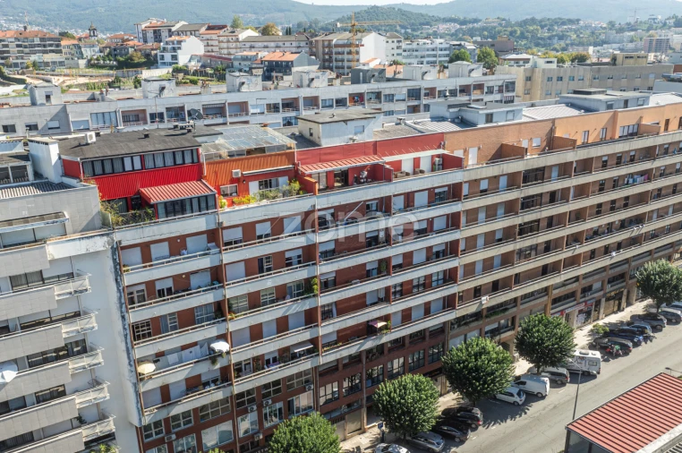 Apartamento T3 para Venda em Braga (Maximinos, Sé e Cividade) Foto 26