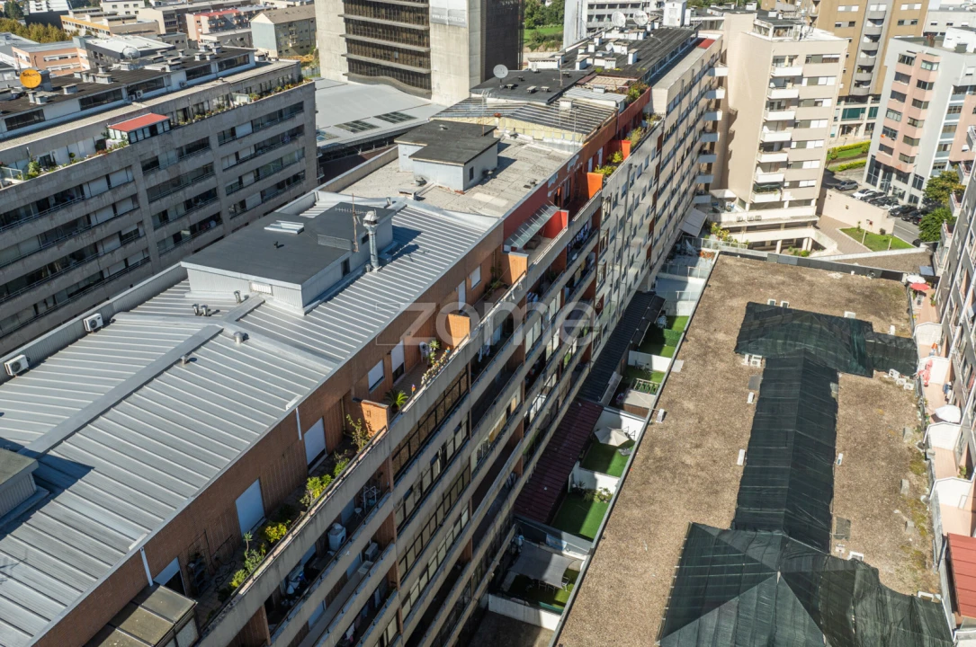 Apartamento T3 para Venda em Braga (Maximinos, Sé e Cividade) Foto 30