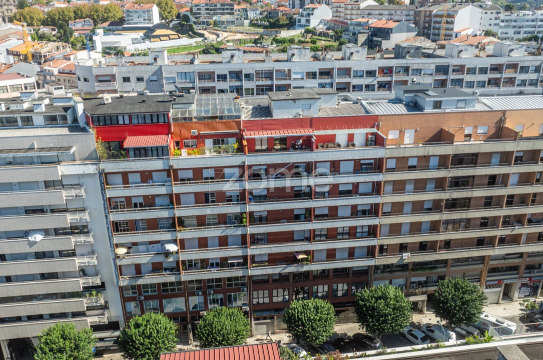 Apartamento T3 para Venda em Braga (Maximinos, Sé e Cividade) Foto 25