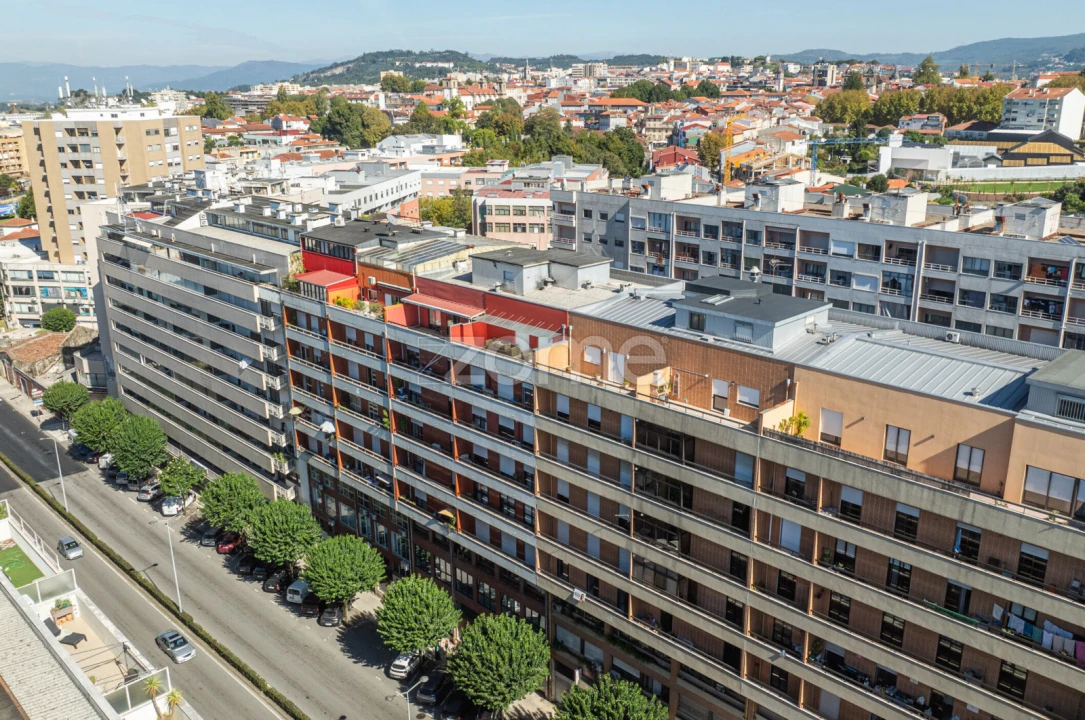 Apartamento T3 para Venda em Braga (Maximinos, Sé e Cividade) Foto 27