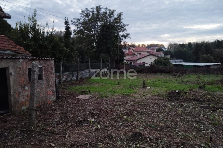 Moradia T2 para Venda em O. Azeméis, Riba-Ul, Ul, Macinhata Seixa, Madail Foto 13