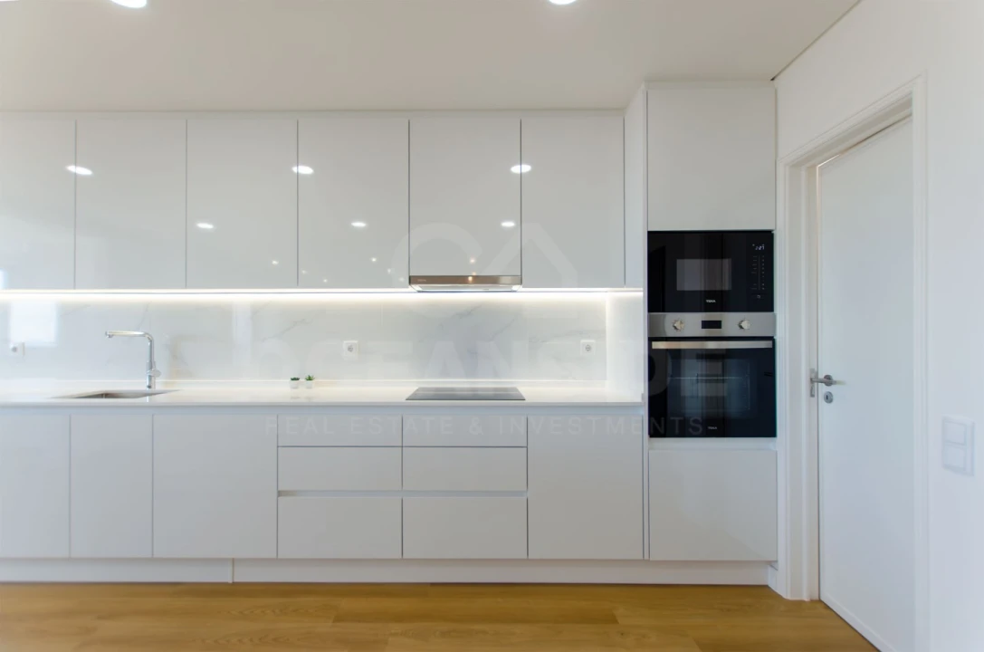 Apartamento T3 para Venda em Carcavelos e Parede Foto 7