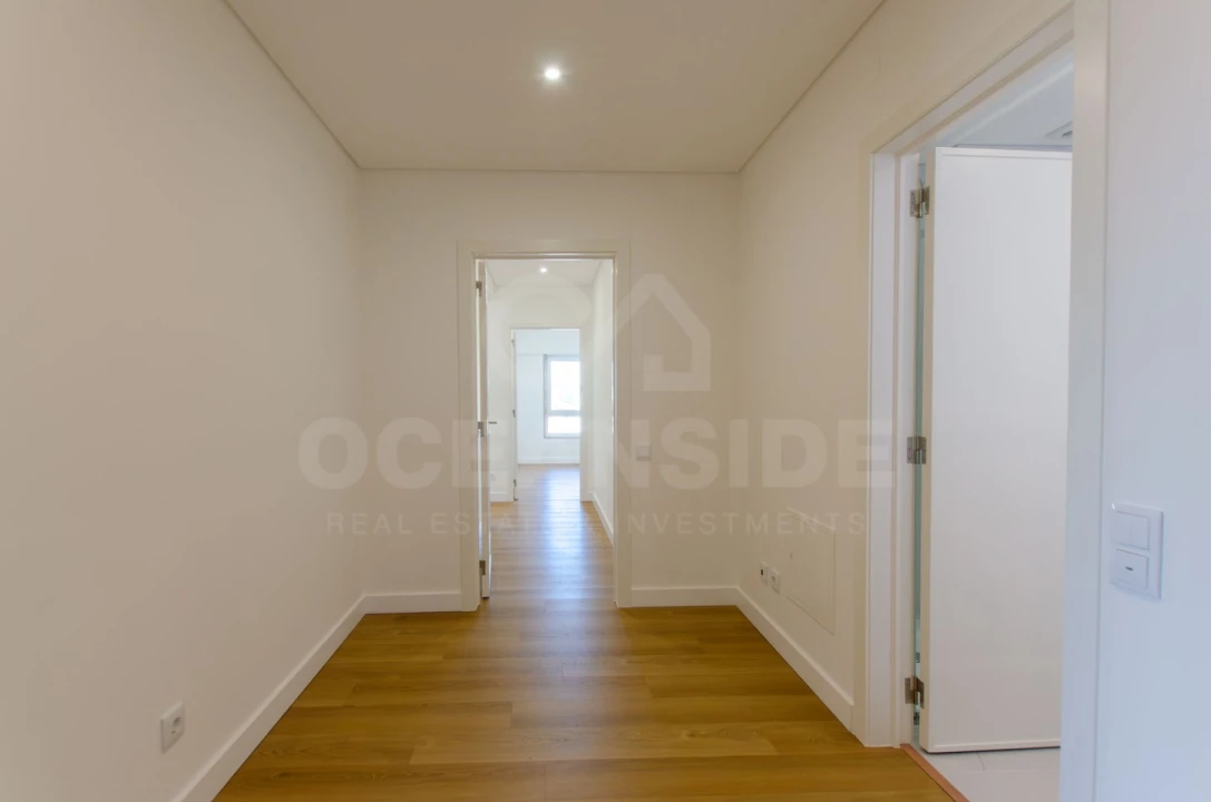 Apartamento T3 para Venda em Carcavelos e Parede Foto 16