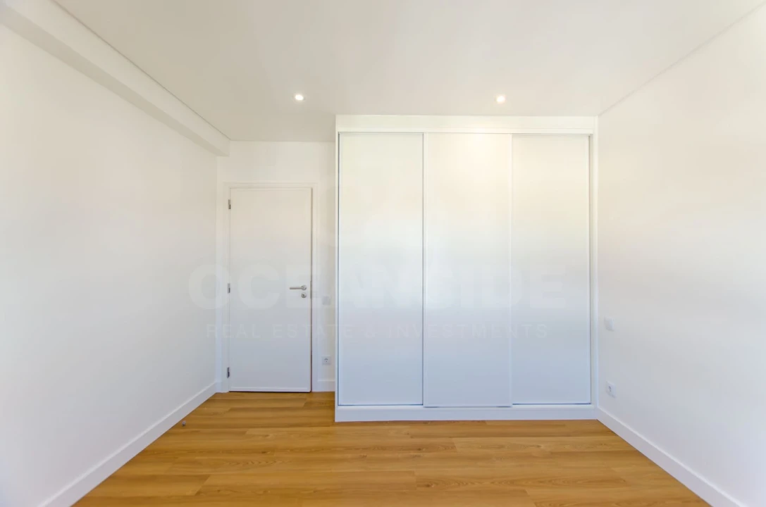 Apartamento T3 para Venda em Carcavelos e Parede Foto 38