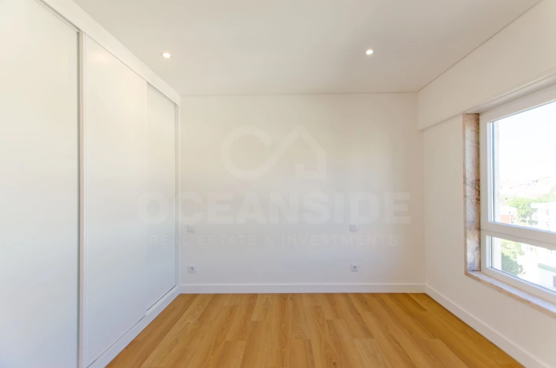 Apartamento T3 para Venda em Carcavelos e Parede Foto 39
