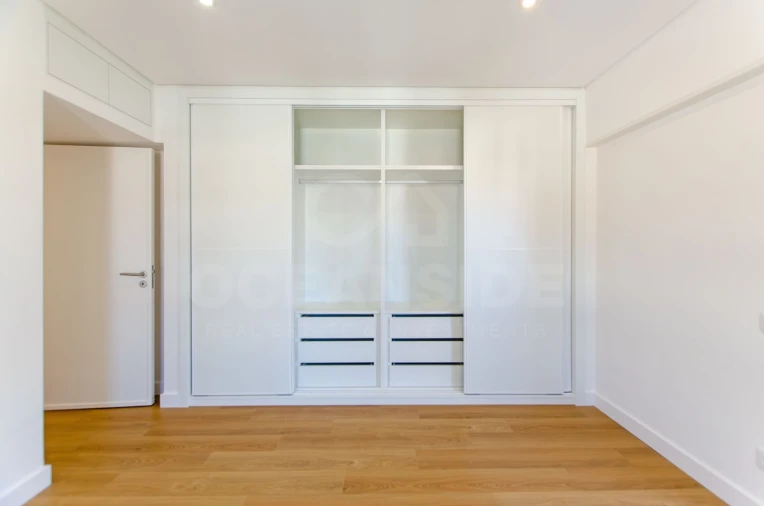 Apartamento T3 para Venda em Carcavelos e Parede Foto 36