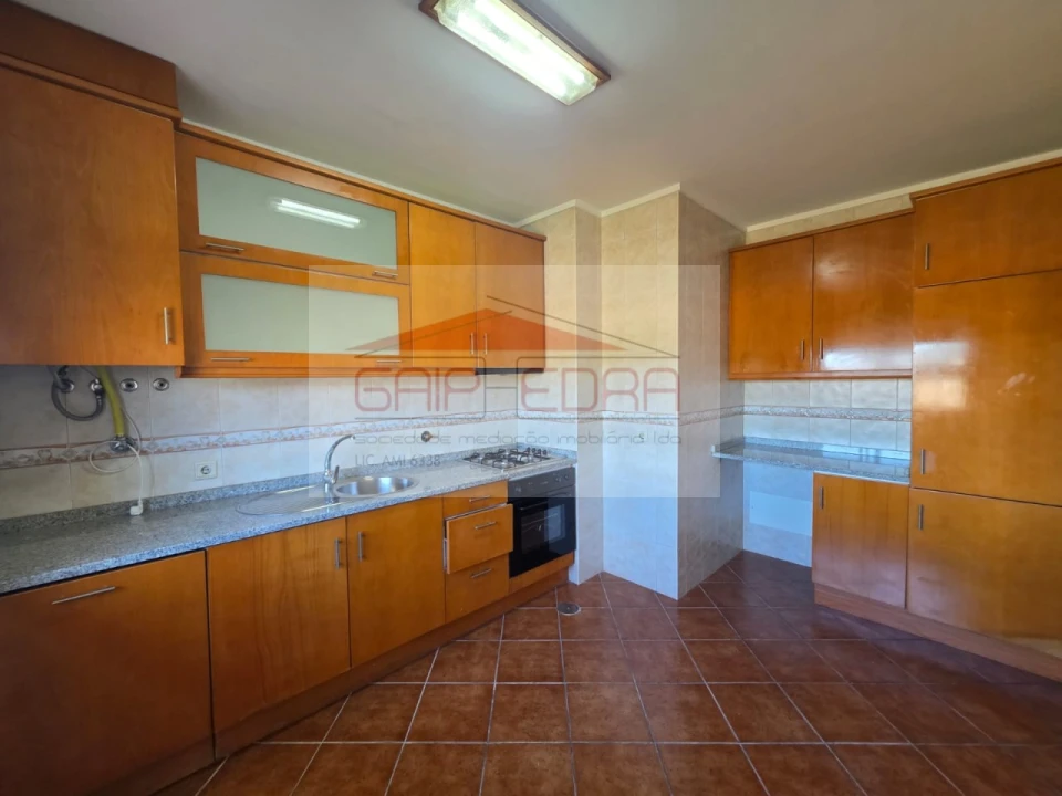 Apartamento T2 para Venda em Meixomil Foto 5