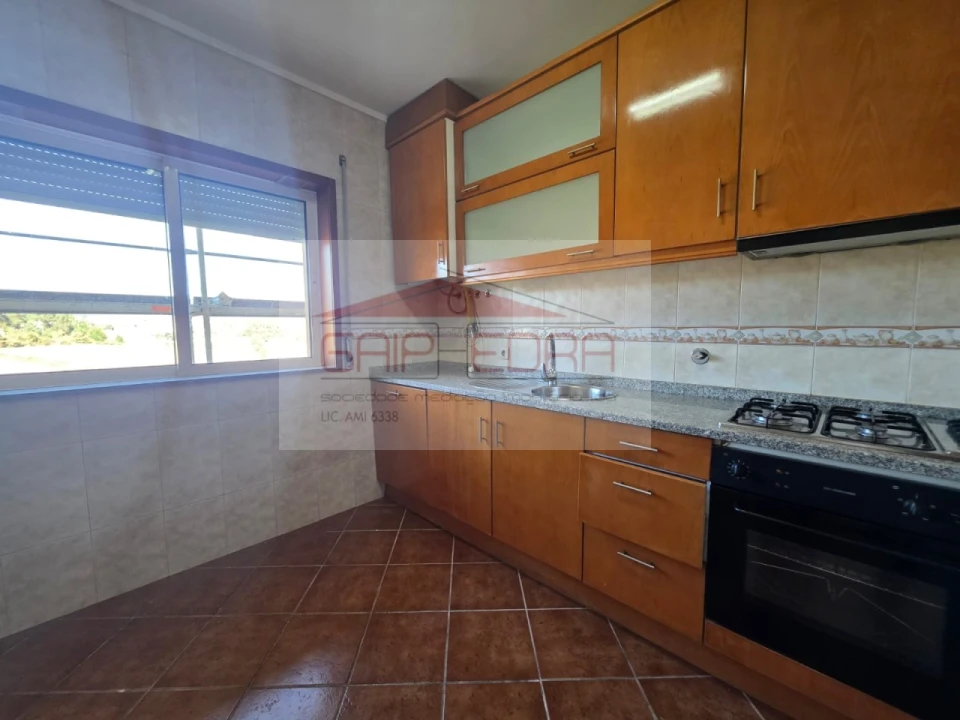 Apartamento T2 para Venda em Meixomil Foto 6