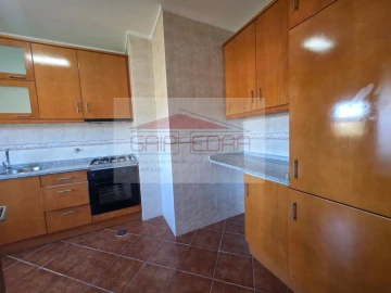Apartamento T2 para Venda em Meixomil