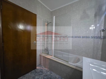 Apartamento T2 para Venda em Meixomil