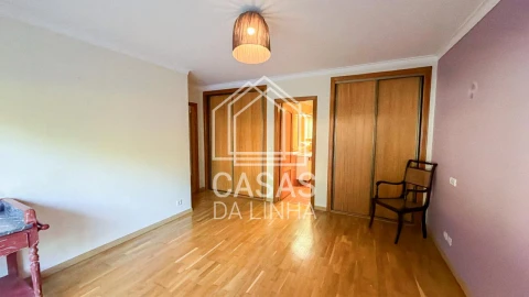 Apartamento T2 para Arrendamento em Carcavelos e Parede