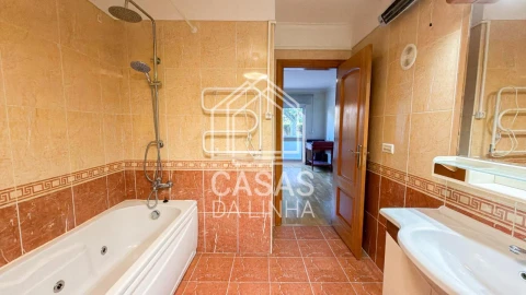 Apartamento T2 para Arrendamento em Carcavelos e Parede