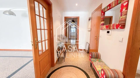 Apartamento T2 para Arrendamento em Carcavelos e Parede