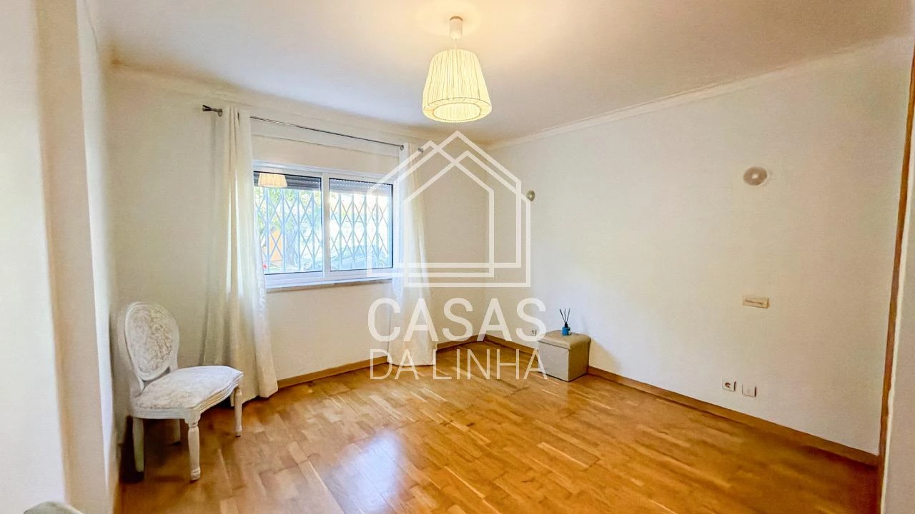 Apartamento T2 para Arrendamento em Carcavelos e Parede Foto 15