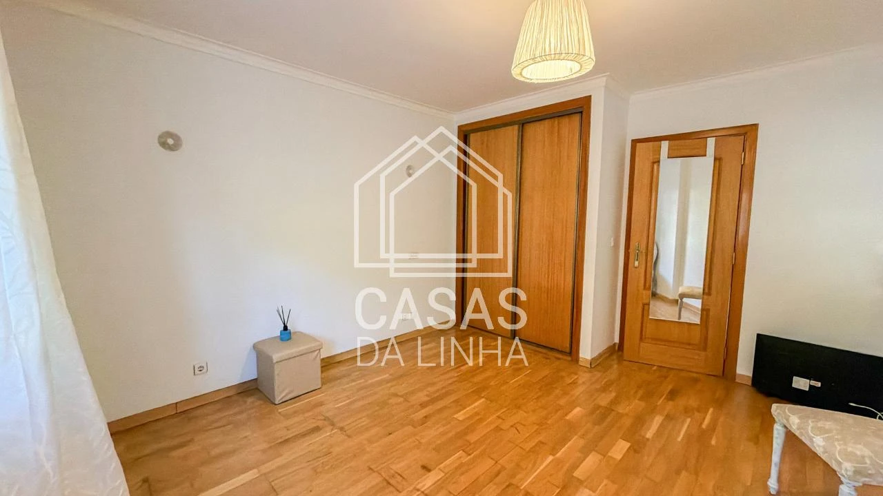 Apartamento T2 para Arrendamento em Carcavelos e Parede Foto 21