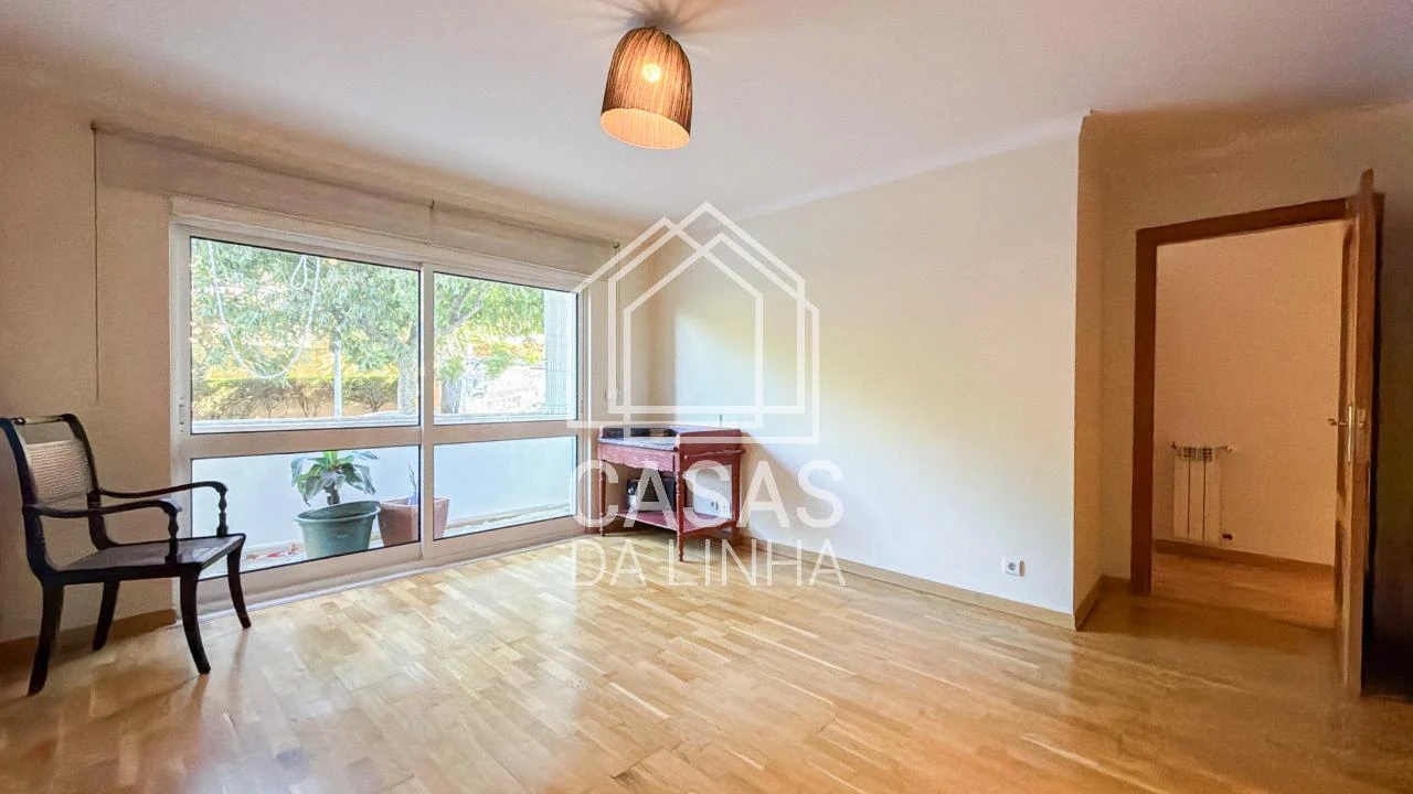 Apartamento T2 para Arrendamento em Carcavelos e Parede Foto 13