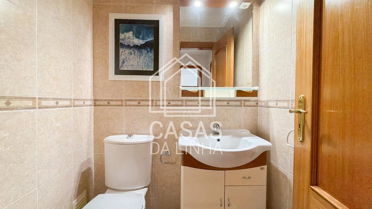 Apartamento T2 para Arrendamento em Carcavelos e Parede Foto 29
