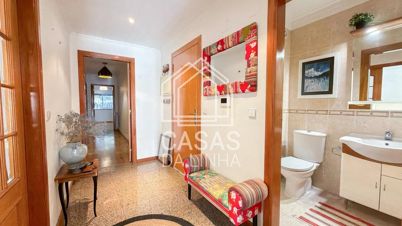 Apartamento T2 para Arrendamento em Carcavelos e Parede Foto 30