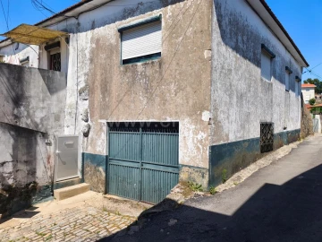 Moradia T6 para Venda em Avintes