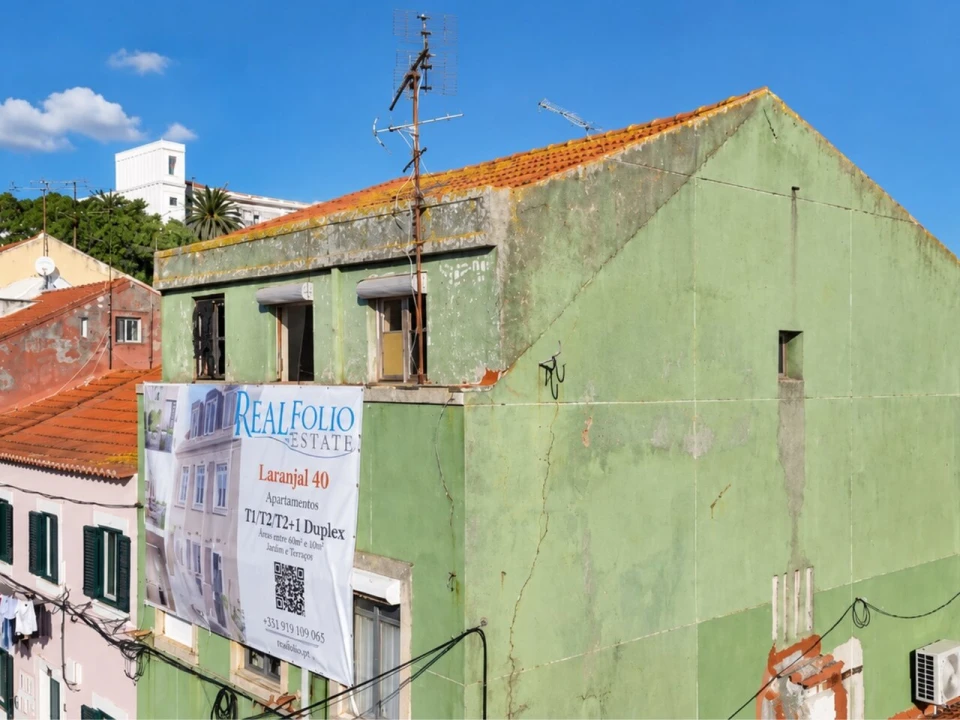 Apartamento T2 para Venda em Ajuda Foto 11