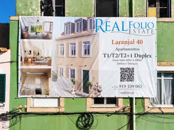 Apartamento T2 para Venda em Ajuda Foto 12