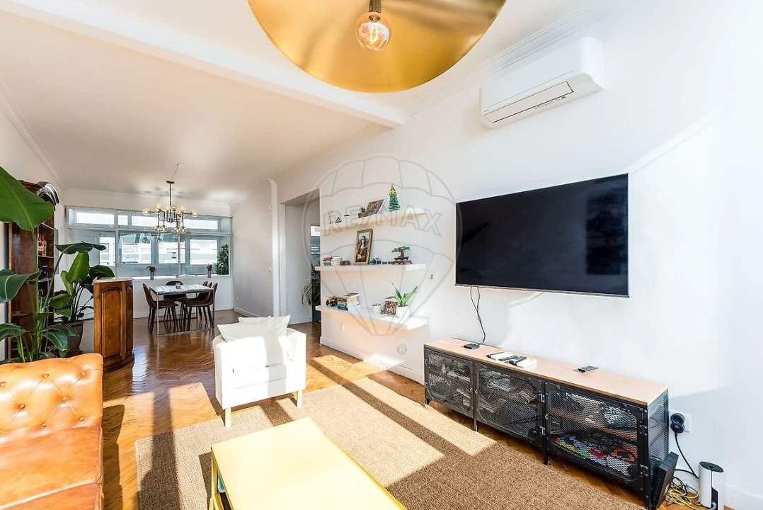 Apartamento T3 para Venda em Alvalade Foto 6