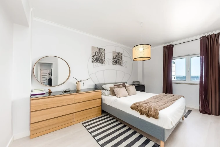 Apartamento T2 para Venda em Odivelas Foto 7