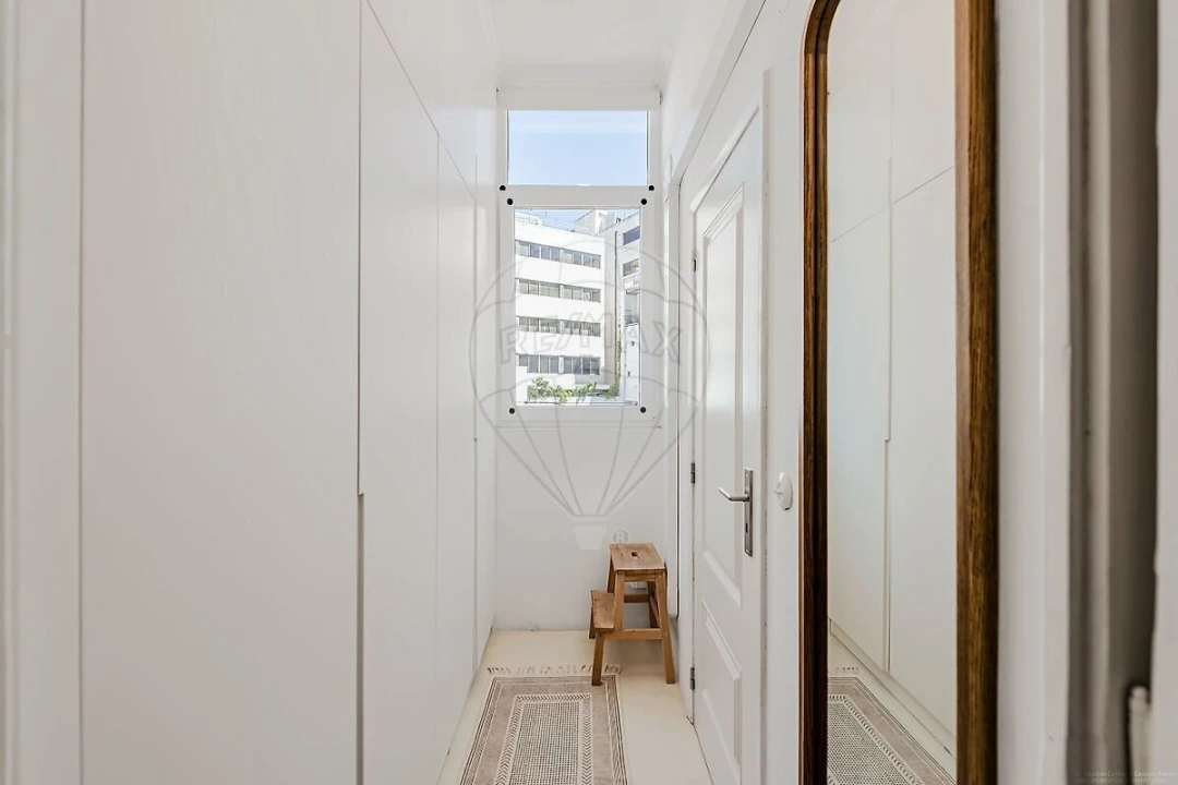 Apartamento T1 para Venda em Arroios Foto 1
