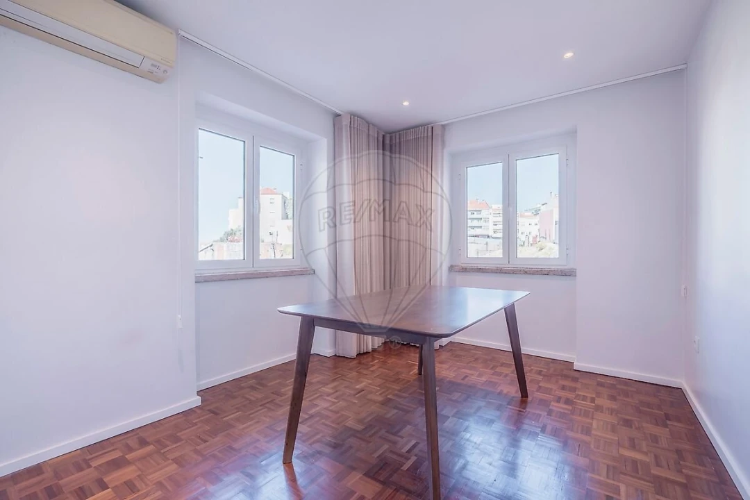 Apartamento T3 para Venda em Penha de França Foto 26