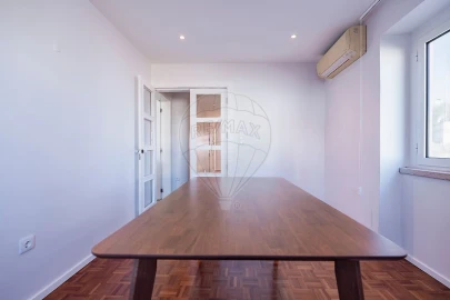 Apartamento T3 para Venda em Penha de França